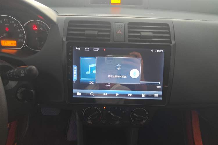 Used Suzuki Swift 2016 1.5L Automatic Fashionable Coolplay Edition Audio And AC Panel