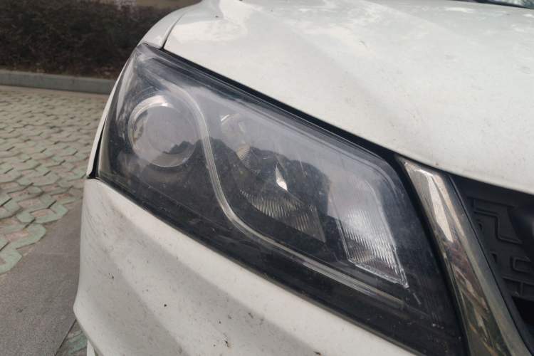 Used Geely Auto Emgrand 2016 Sedan 1.5L Manual Upward Edition