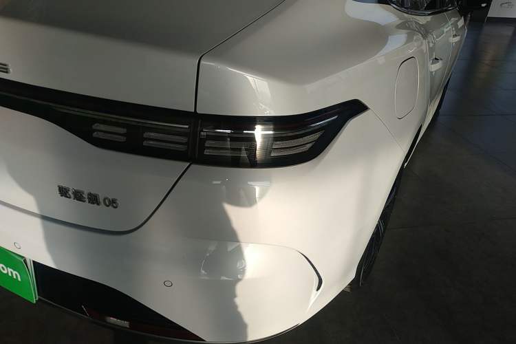 Used BYD Destroyer 05 2024 Honor Edition DM-i 120KM Luxury Model