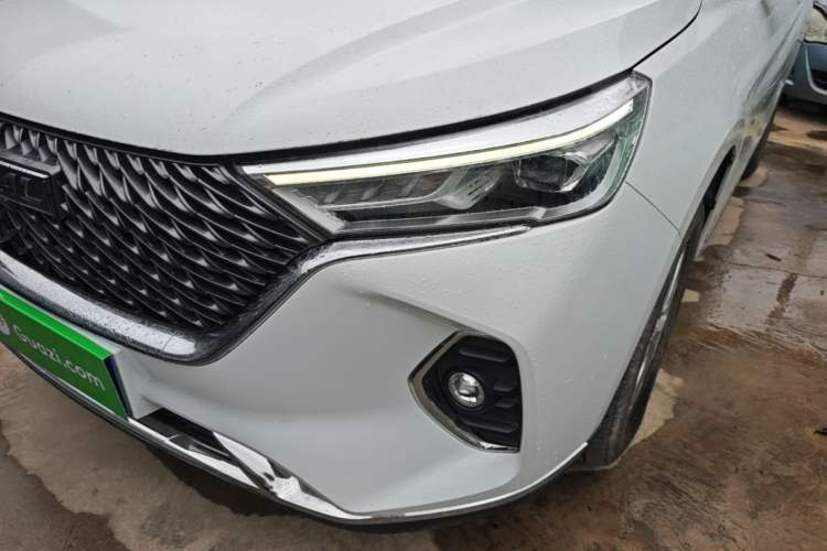 Used Haval M6 2021 PLUS 1.5T DCT Luxury Smart Connectivity Model
