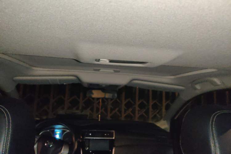 Used Nissan Tiida 2016 1.6L CVT Smart Drive Edition
