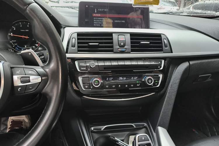 Used BMW 3 Series 2019 320i M Sport Night Edition
