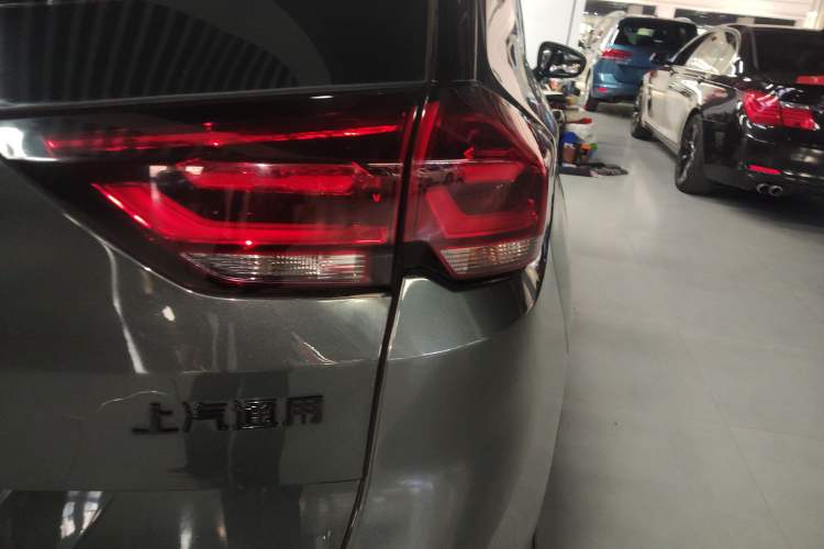 Used Chevrolet Orlando 2019 Redline 530T Automatic Enjoyment Version (5+2 Seating) China VI
