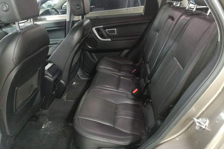 Used Land Rover Discovery Sport 2016 2.0T HSE Left Rear Seat