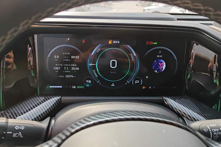 Used GAC Trumpchi GS8 2022 Dual-Engine Series 2.0TM Two-Wheel Drive Prestige Edition (7 Seats) Instrument Cluster