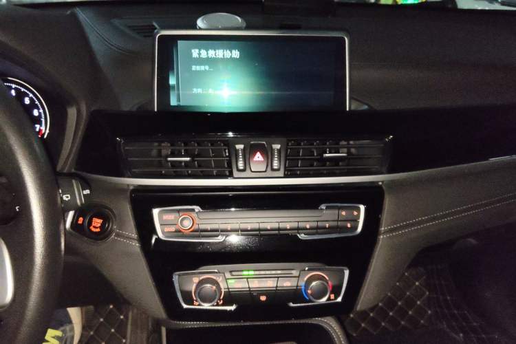 Used BMW X2 2019 sDrive20i M Sport Package China VI Emission Standard Audio And AC Panel