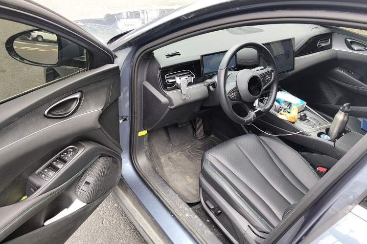 Used BYD Seal 06 New Energy 2024 DM-i 120KM Prestige Model Driver Seat