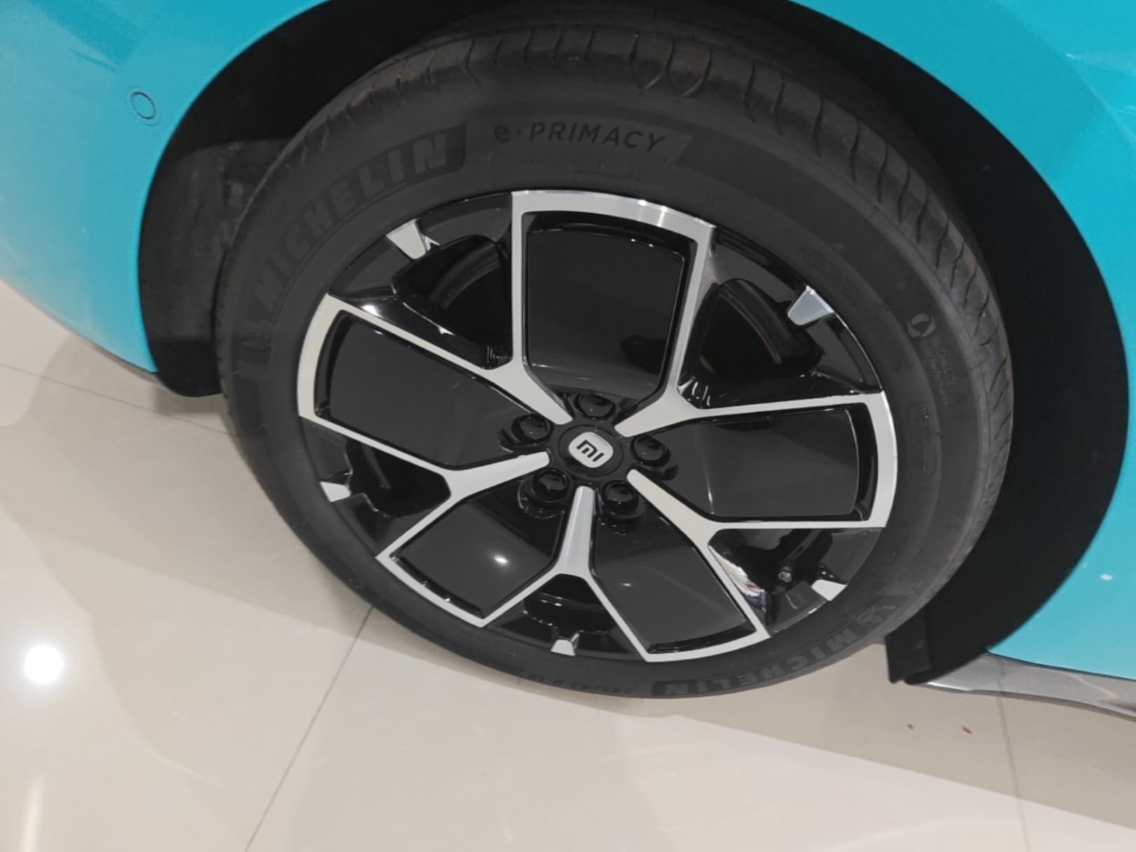 Xiaomi Auto SU7 2024 Rear-Drive Standard Founder Edition — снимка 11