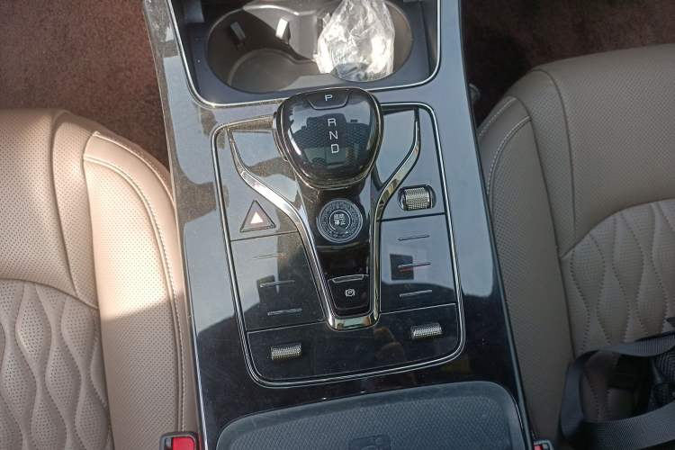 Used BYD Han 2023 EV Champion Edition 605KM Front-Drive Premium Model
