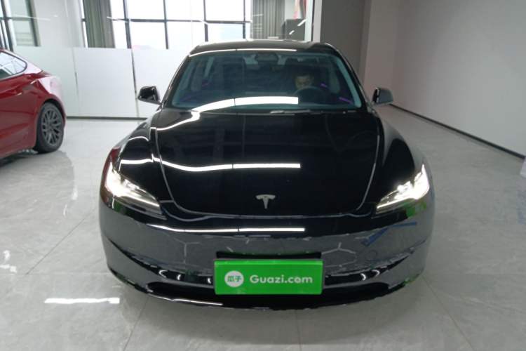 Used Tesla Model 3 2023 Rear-Wheel-Drive Version
