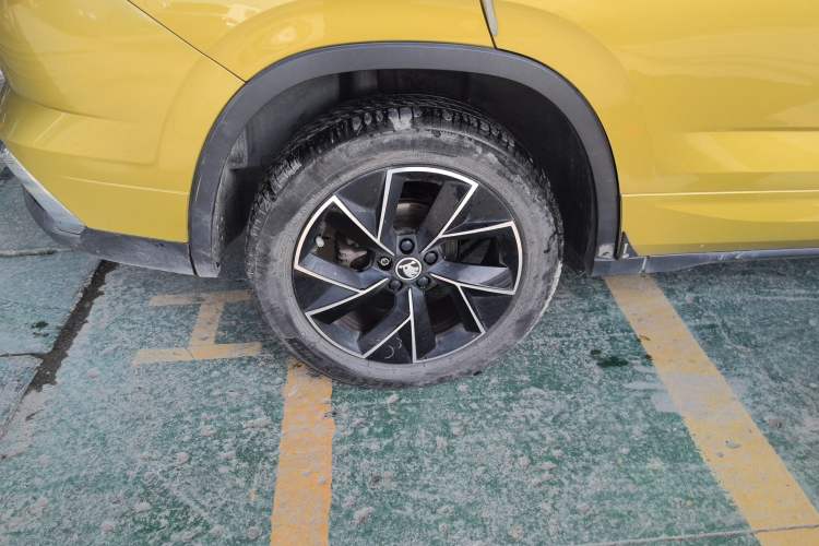 Used Skoda Kamiq 2020 Facelifted GT TSI 230 DSG Flagship Edition China VI Standard