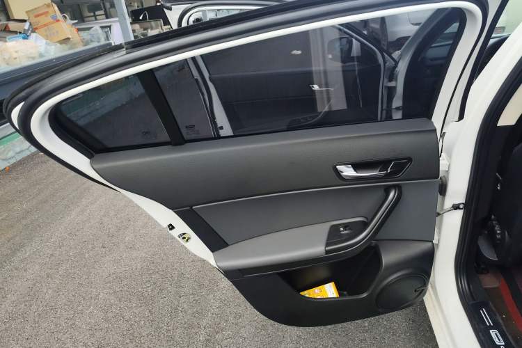 Used Qoros 3 2018 Sedan 1.6L Automatic Leading Model