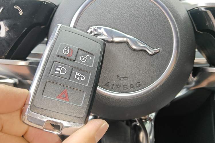 Used Jaguar XEL 2024 2.0T 250 PS R-DYNAMIC S Advanced Sport Edition Vehicle Key