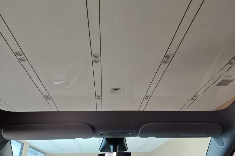 Used Tesla Model Y 2021 Long-Range All-Wheel-Drive Version 3D7