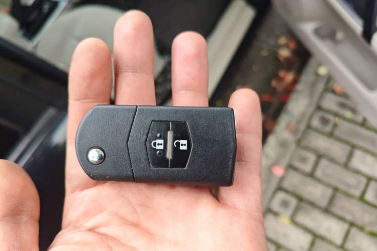 Used Mazda 6 2011 2.0L Automatic Fashion Edition Vehicle Key