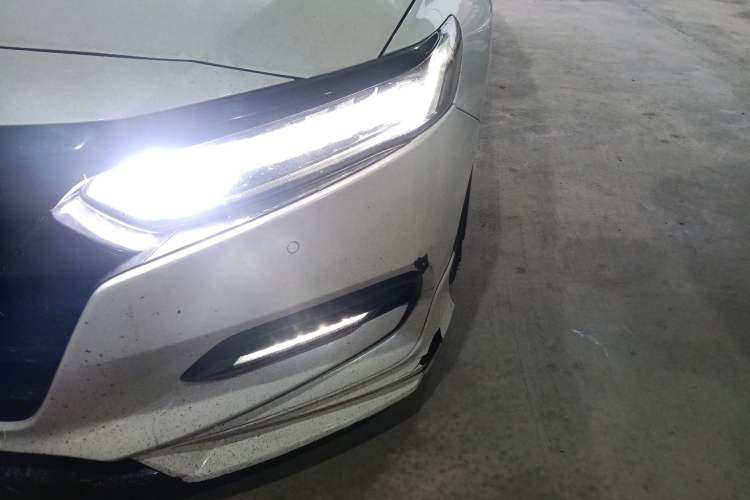 Used Honda Accord 2018 260TURBO Luxury Edition China V Emission Standard Left Front Headlight