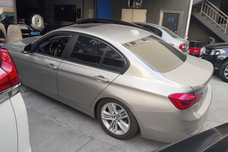 Used BMW 3 Series 2016 320i Fashion Model