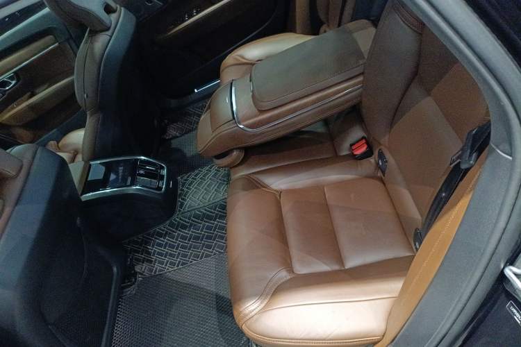 Used Volvo S90 2020 T5 Zhiya Luxury Edition