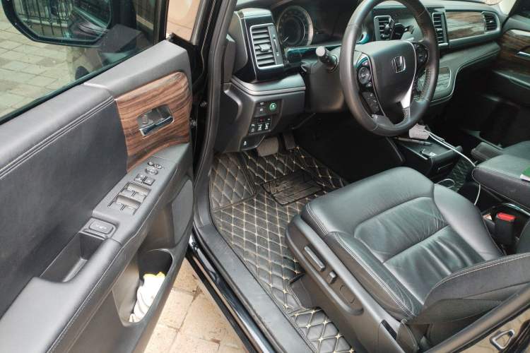 Used Honda Elysion 2016 2.4L Luxury Edition
