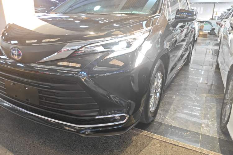 Used Toyota SIENNA 2021 2.5L Hybrid Comfort Edition