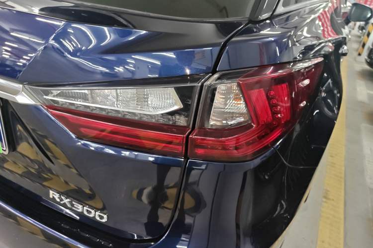 Used Lexus RX 2016 300 Two-Wheel Drive Comfort Edition China V Standard
