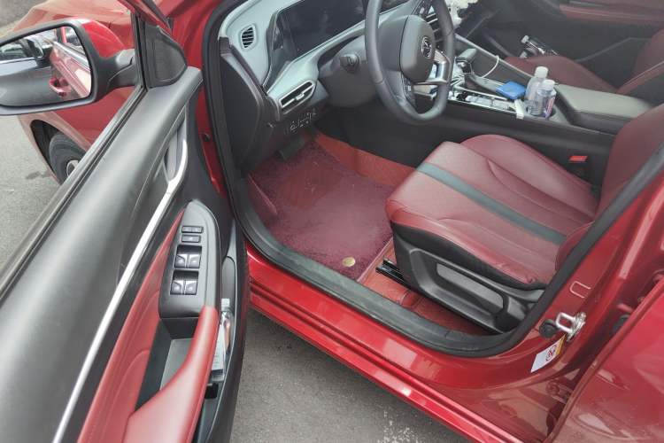 Used CHANGAN Eado 2021 PLUS Blue Whale NE 1.4T GDI DCT Prestige Model Interior 3