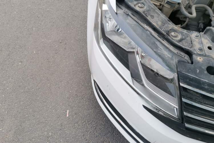 Used Volkswagen Lavida 2015 1.6L Manual Comfort Edition
