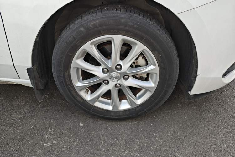 Used Buick GL6 2018 18T 6-Seater Elite Model
