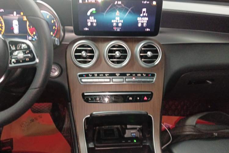 Used Mercedes-Benz GLC 2022 GLC 300 L 4MATIC Dynamic Model
