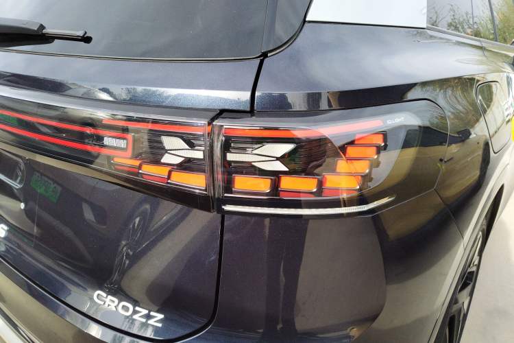 Used Volkswagen ID.6 CROZZ 2022 High-Performance PRIME Edition Exterior 3