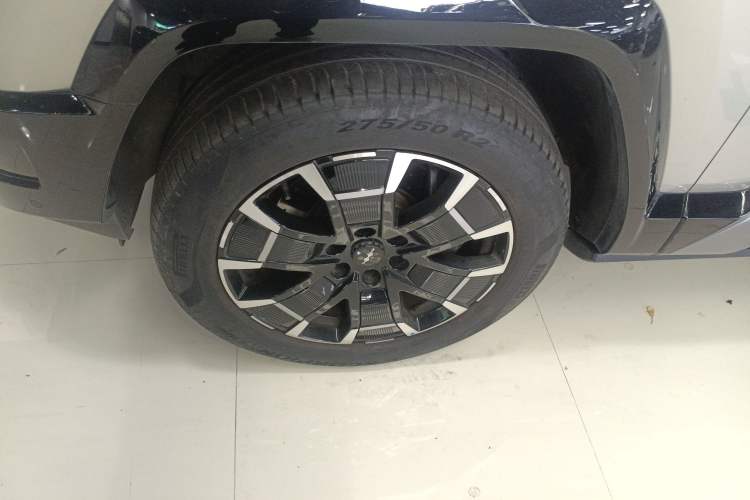 Used Formula Leopard Leopard 8 2025 Smart & Brave Flagship Edition 7 Seats
