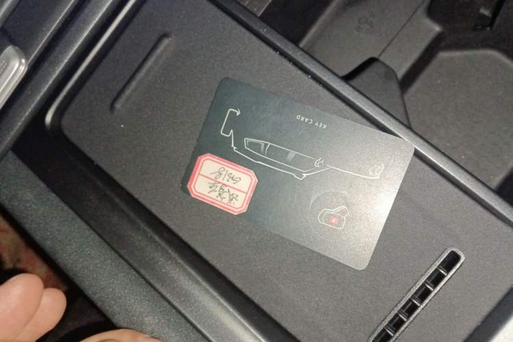 Used Deepal G318 2024 Four-Wheel-Drive Air Suspension Model