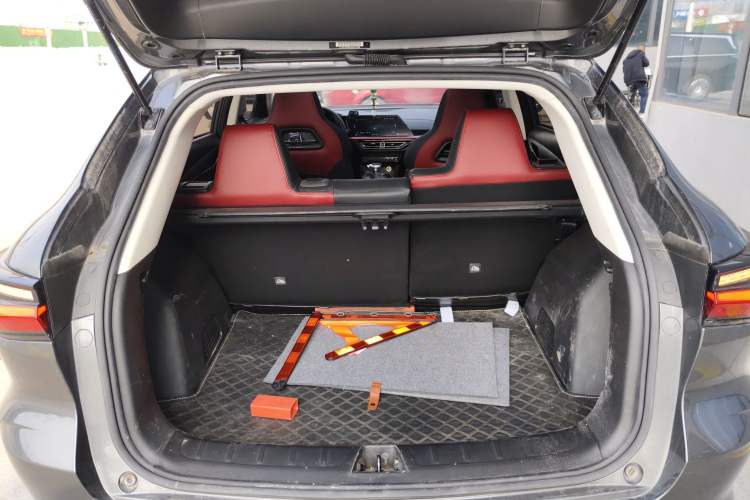 Used CHANGAN OSHAN X5 2021 1.5T DCT Flagship Edition Trunk