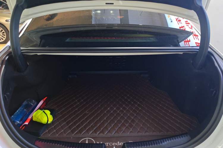 Used Mercedes-Benz C-Class 2022 Restyled C 260 L Sport Edition Trunk