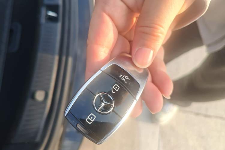 Used Mercedes-Benz E-Class 2021 Restyled E 300 L Luxury Edition Vehicle Key