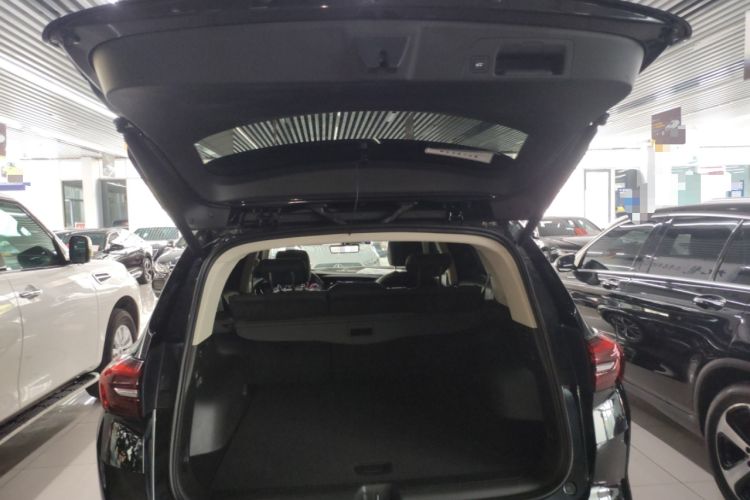 Used Buick Envision 2023 Encore Plus 652T Five-Seat Luxury Model Trunk
