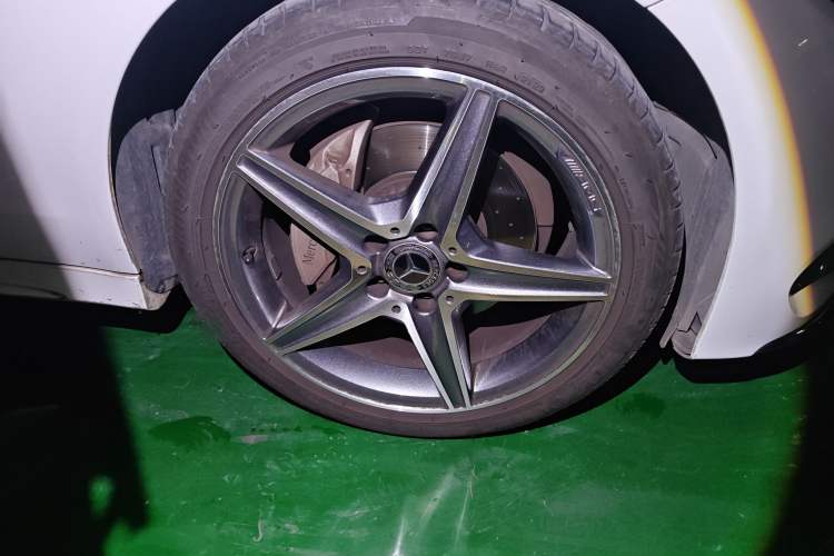 Used Mercedes-Benz C-Class 2017 Facelift C 200 Station Wagon