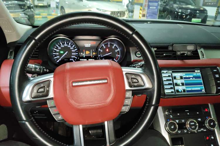 Used Land Rover Range Rover Evoque 2015 2.0T Five-Door Zhiyao Edition