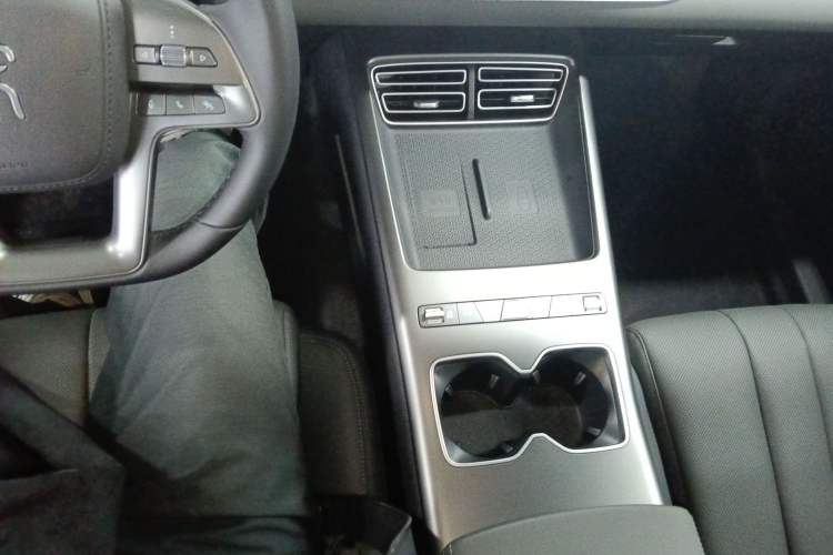 Used BYD Song Pro New Energy 2026 Model DM-i 133KM Superior Version Gear Lever