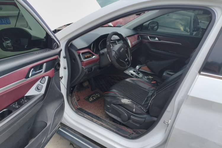 Used Haval H6 Coupe 2019 1.5T Automatic Two-Wheel Drive Luxury Smart Connectivity Version China VI Standard Driver Seat