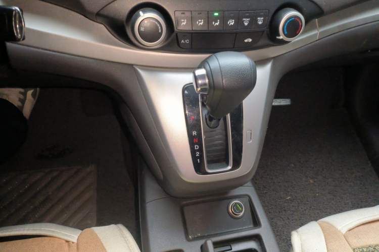 Used Honda CR-V 2015 2.0L 2WD Classic Edition