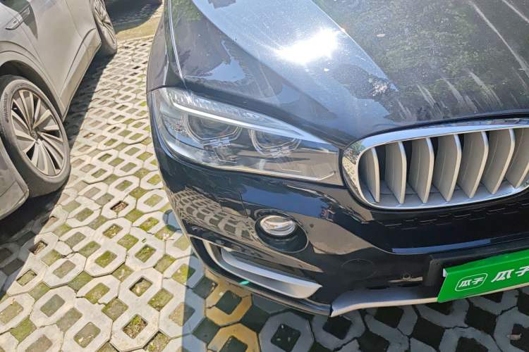 Used BMW X5  Right Front Headlight