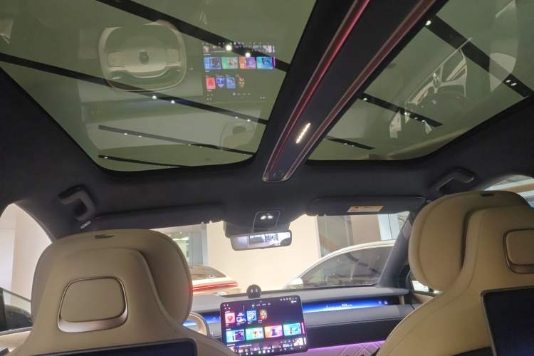 Used Nio ET9 2025 100kWh Signature Edition
