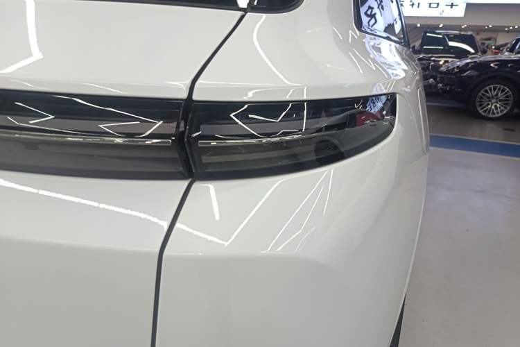 Used Li Auto L7 2023 Max model Right Rear Taillight