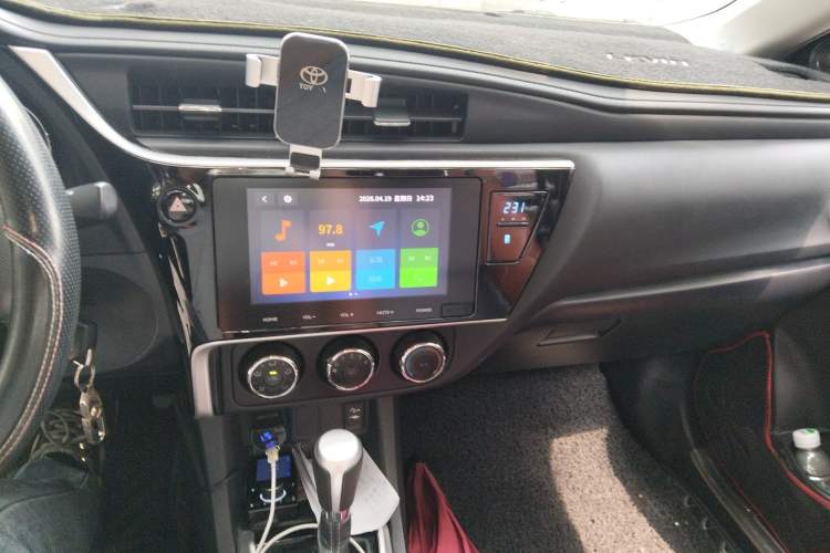 Used Toyota Levin 2017 Revised Version 185T CVT Elite Edition China VI Standard
