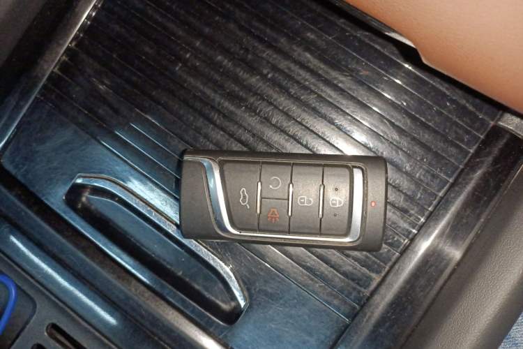 Used GAC Trumpchi GS7 2017 280T Two-Wheel Drive Luxury Model