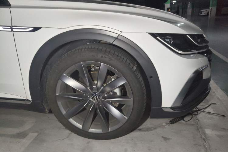 Used Volkswagen FAW-Volkswagen CC 2023 Hunting Vehicle 380TSI Hunter's Heart Edition
