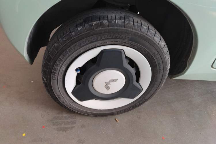 Used Wuling Hongguang MINIEV 2021 Macaron Premium Model – Lithium Iron Phosphate