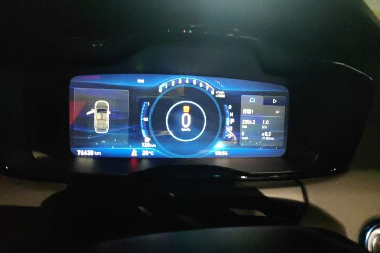 Used Lynk & Co 01 2017 2.0T Two-Wheel Drive Pro Edition Instrument Cluster