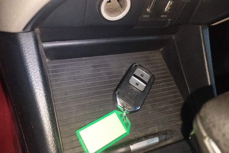 Used Honda Jade 2014 1.8L Automatic Comfort Elite Version 5 Seats Interior 1